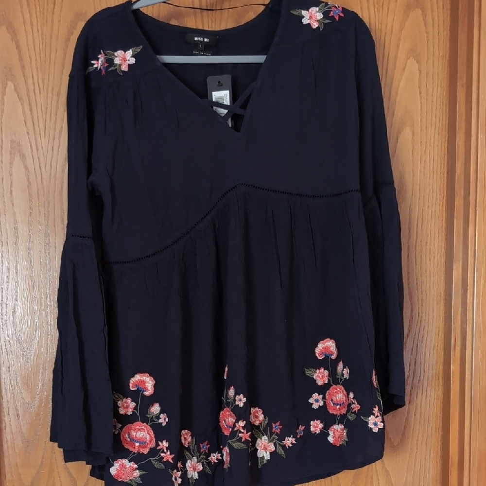 Black Floral Embroidered Women's Top